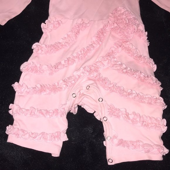 Lemon loves Layette Outfit - Picture 2 of 5